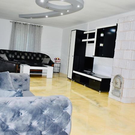 Hotel La Dede à Calafat Extérieur photo